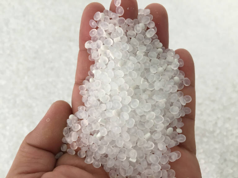 プラスチック