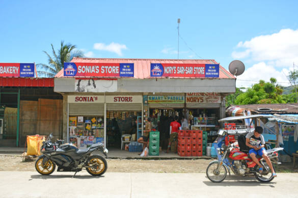 フィリピンのサリサリストア