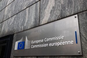 欧州委、初の「持続可能な観光戦略」を発表へ。鉄道網整備など観光の脱炭素化やオーバーツーリズム対策推進