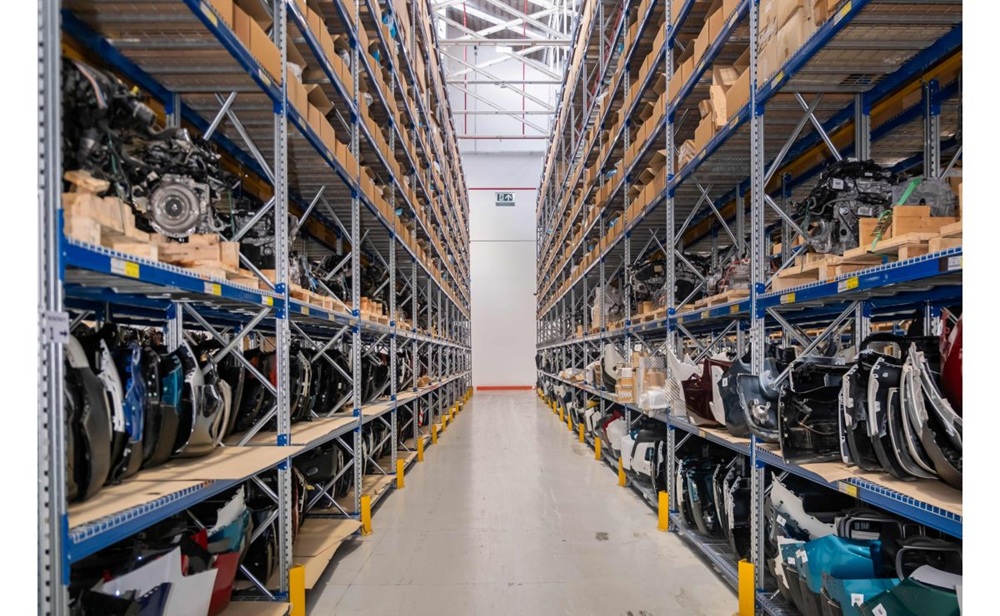 ステランティス、eBayに専用オンラインストア開設。中古部品販売を拡大