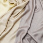 ベージュの布