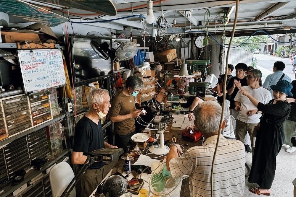 台湾・台北市内の修理小屋「古風小白屋」